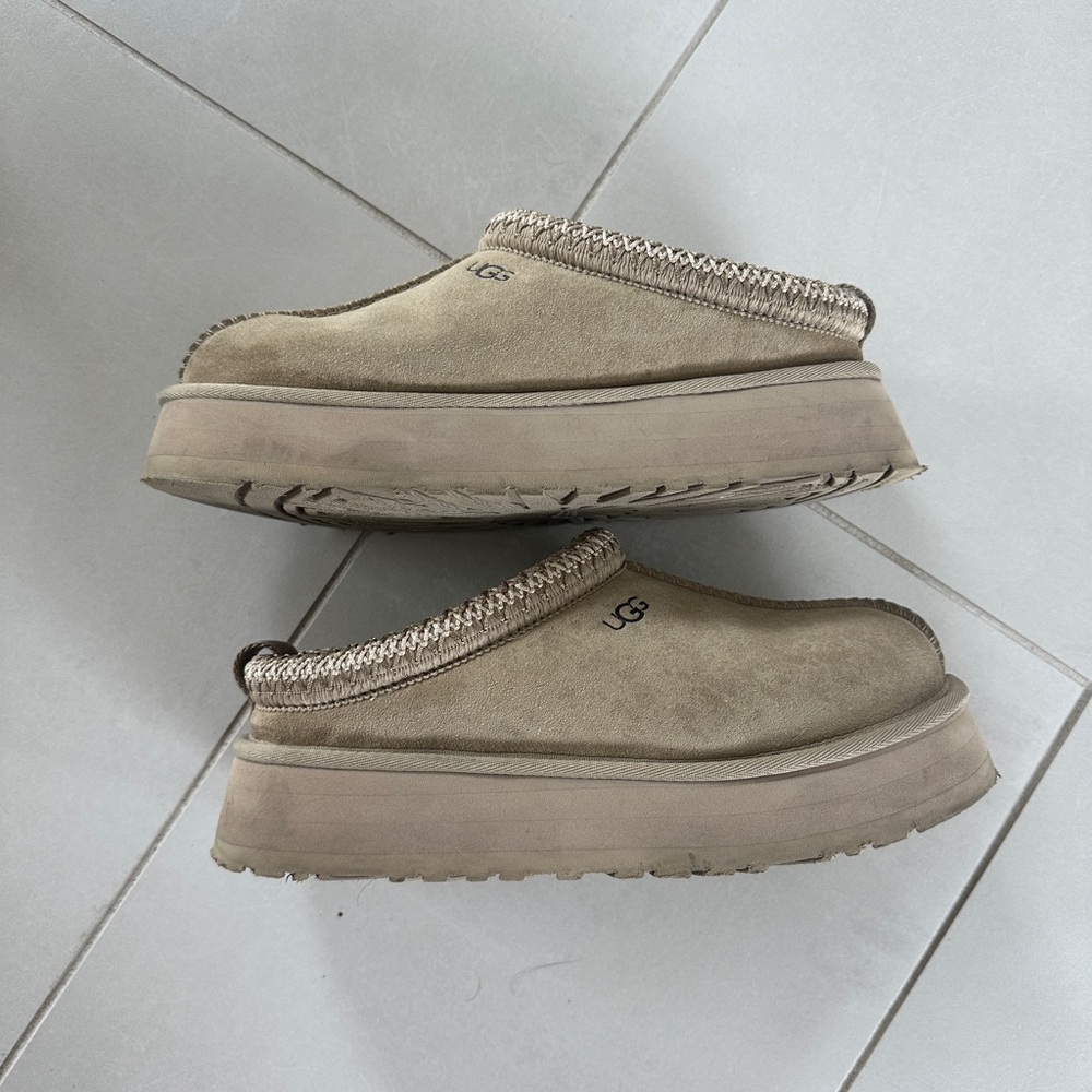 Ugg platform Tazz